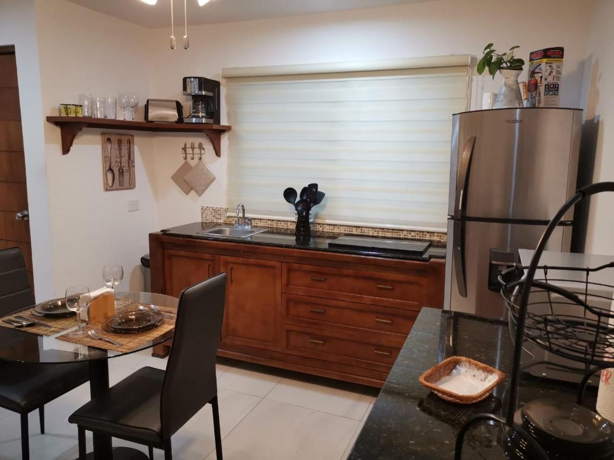 Apartmento Con Alberca A 50 Mt Del Mar La Licha マサトラン エクステリア 写真